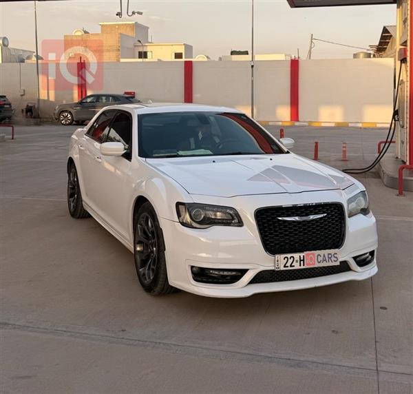 Chrysler 300 2018 for sale in Iraq - Kirkuk
